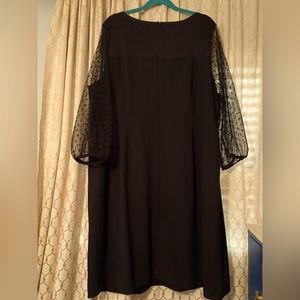 Talbots Women’s Classic Sheath Dress with Sheer Sleeves in size 22W